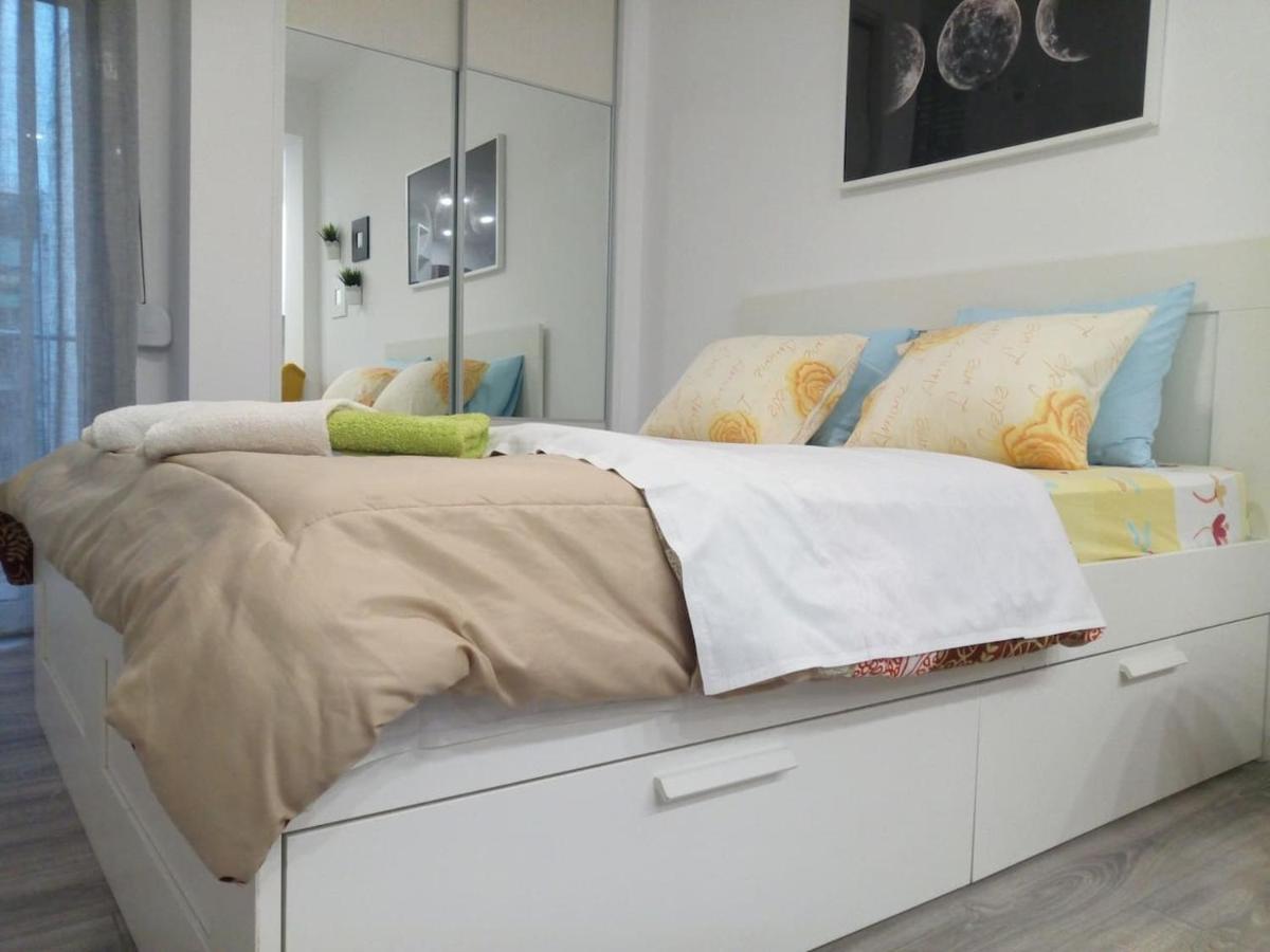 Cozy Studio Near Victoria Metro Station Atenas Exterior foto